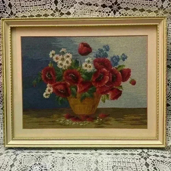 Poppy Daisy Bachelor Button NeedlePoint Floral  Still Life Vtg MCM Framed 11x14 - Picture 1 of 16